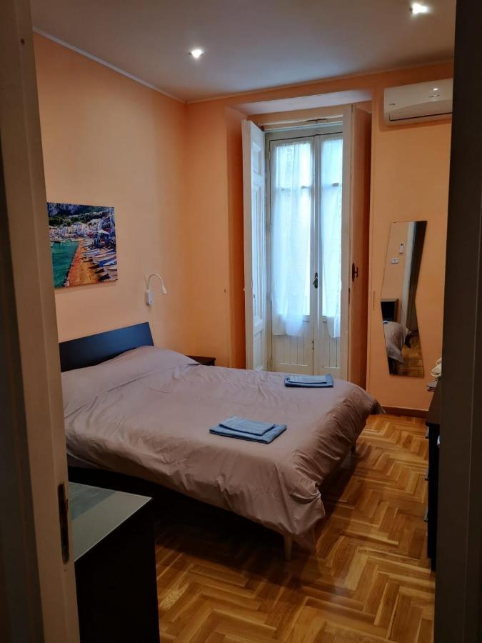 Casa Cupiello Via Chiaia - Casa Vacanze Ad Uso Esclusivo Naples Exterior photo