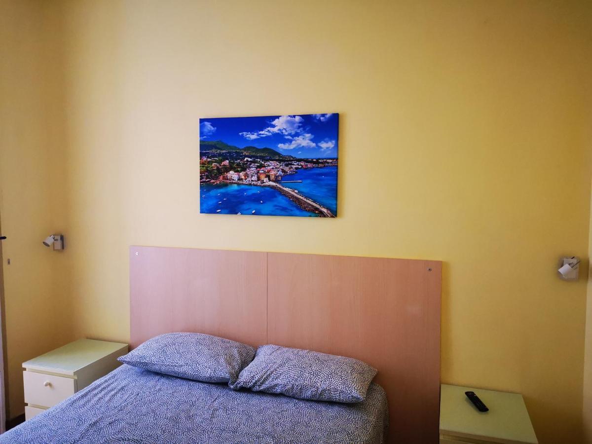 Casa Cupiello Via Chiaia - Casa Vacanze Ad Uso Esclusivo Naples Exterior photo
